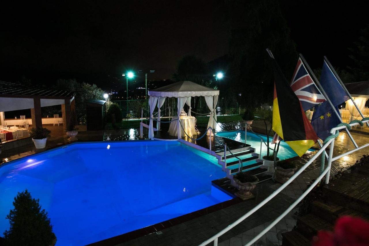 Hotel Diecimare Cava De' Tirreni Exterior photo